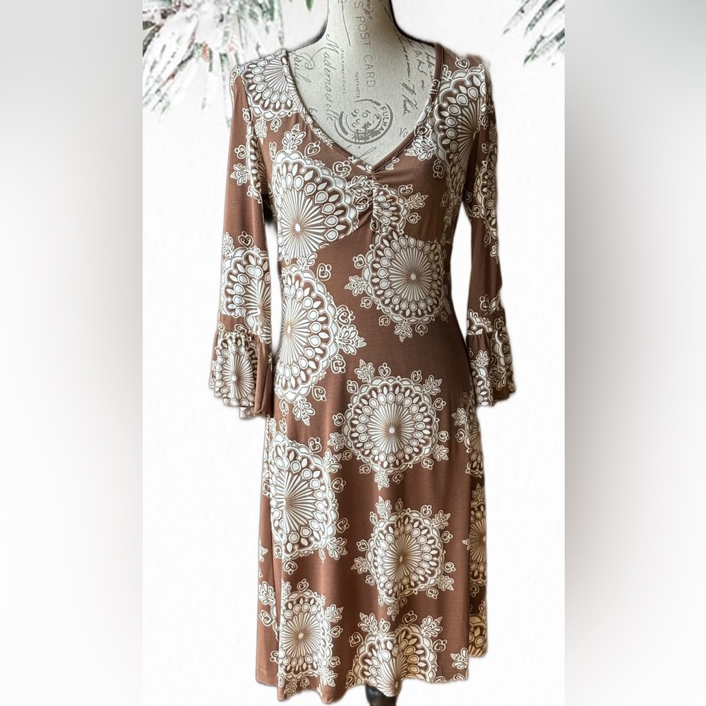 INC Deep V-Neck Midi Print Dress, Flare Cuff Detail (M) Like New, never worn